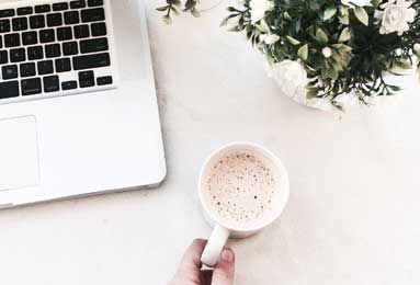 MK体育官方入口-球迷刚回家就有人公开违规 贴脸喷唾沫还谈防疫？