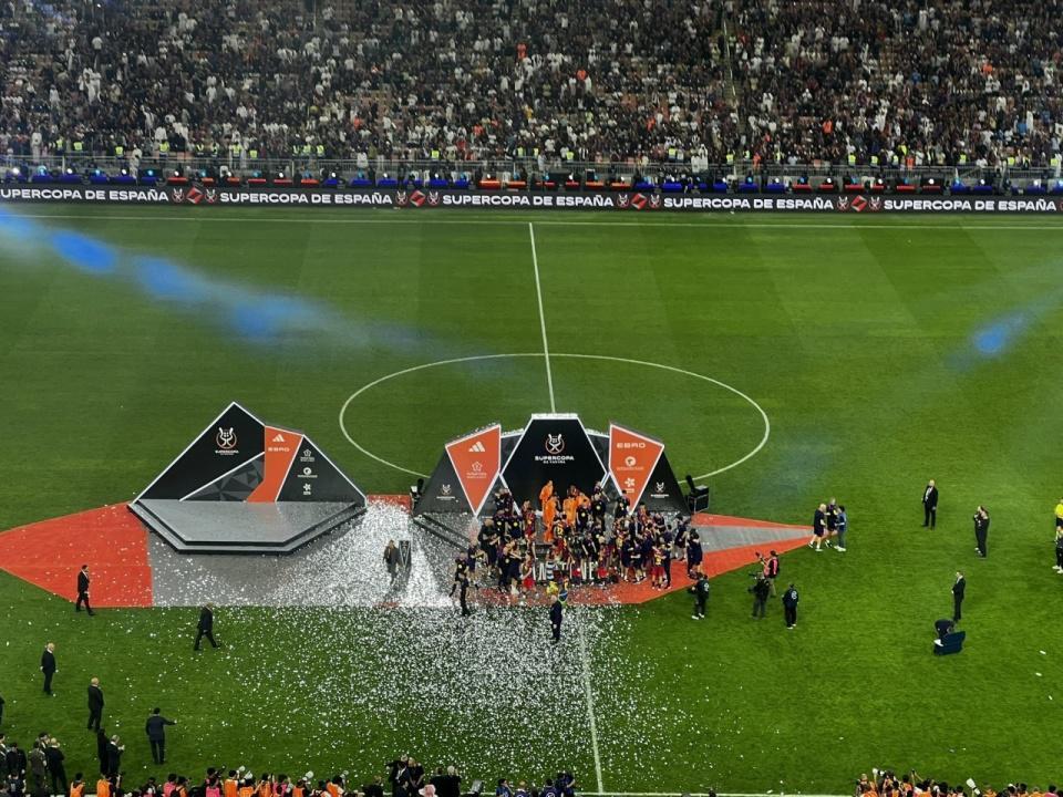 MK体育app下载-输不起？皇马拒为巴萨列队+姆总率众将离场 阿隆索：不看重的奖杯